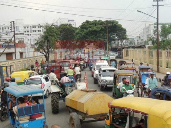Agartala clutched under massive traffic jam, regular traffic congestion hits the common mass, disrupts smooth movement of vehicles